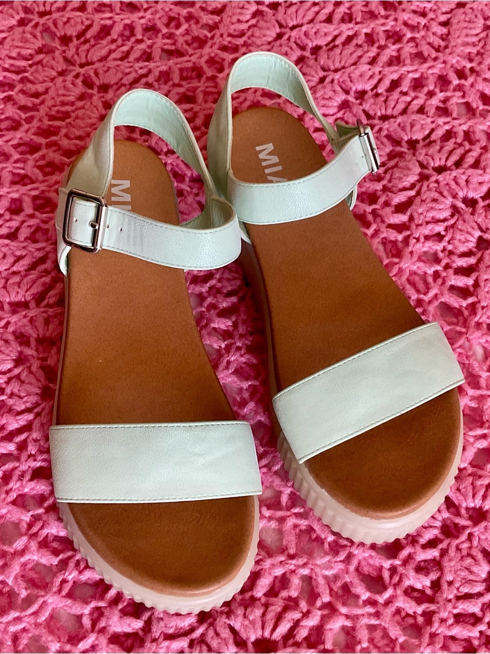 MIA Minimalist White Platform Ankle-Strap Sandals for Women